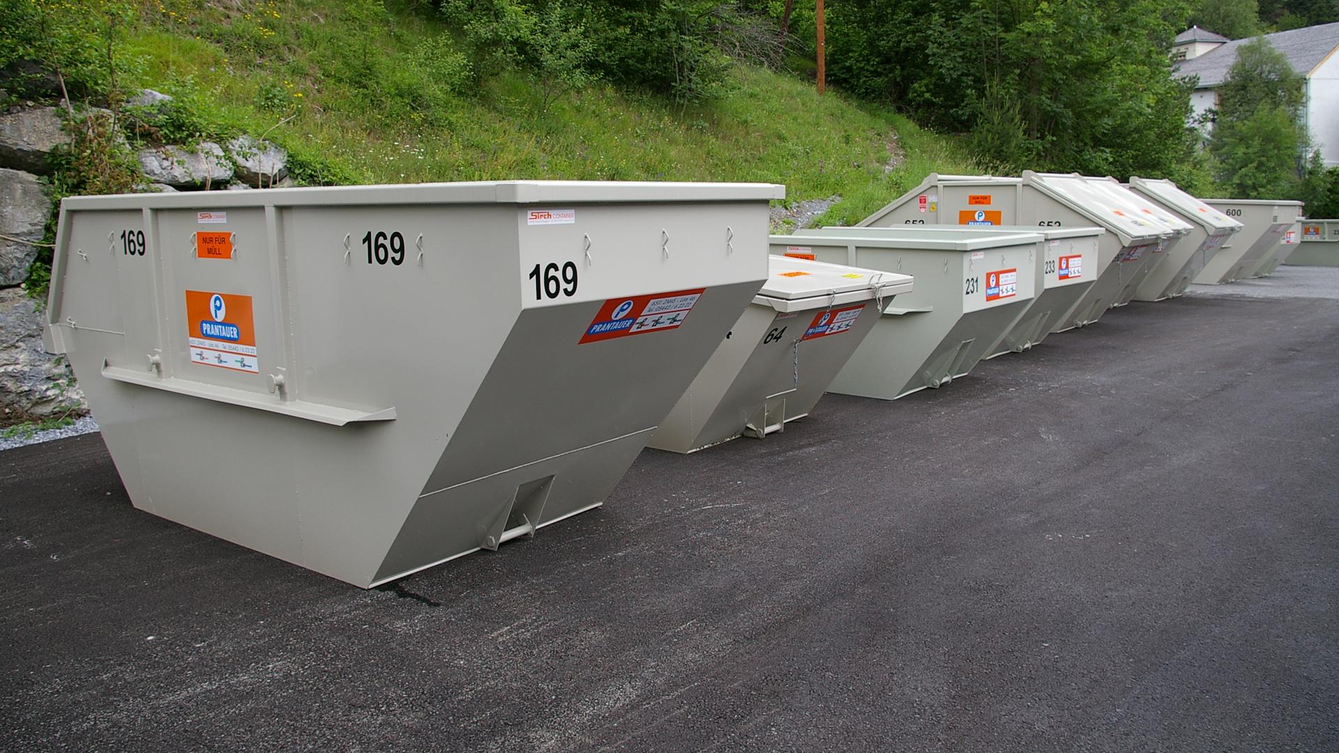Verschiedene Ausführungen von Absetzcontainern